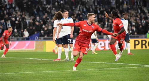 Lazio đấu với Fiorentina