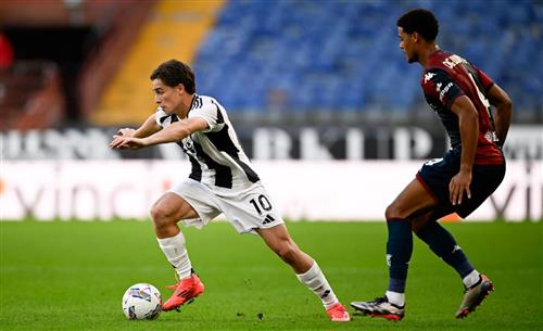 Genoa đấu với Juventus