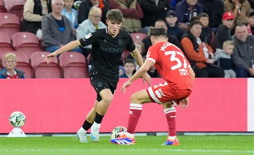 Middlesbrough đấu với Stoke City