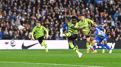 Brighton đấu với Arsenal