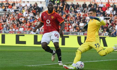 Roma đấu với Lazio