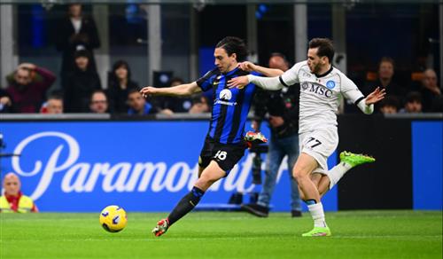 Inter Milan đấu với Napoli