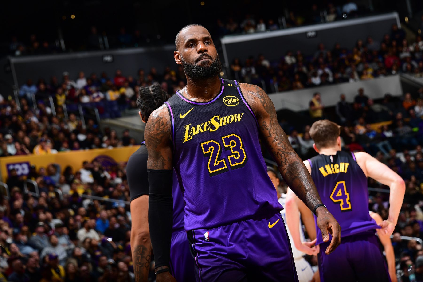 Đối thủ của Lakers trong 5 trận tới đều sẽ là những đội cuối cùng ở Western Conference, và James dự kiến sẽ trở lại thi đấu ở trận tiếp theo.
