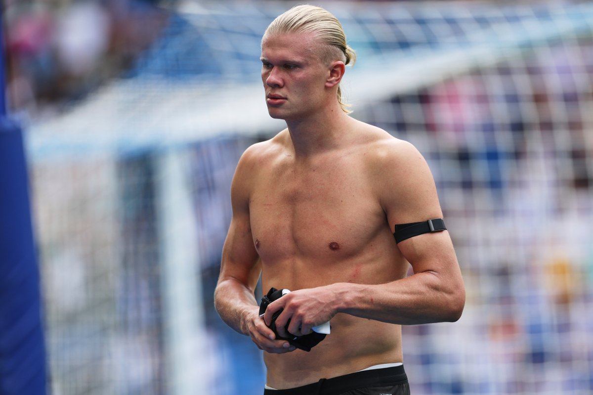 Haaland quá mạnh mẽ! Phóng viên BBC thốt lên: Có thể sánh ngang với Drago trong 