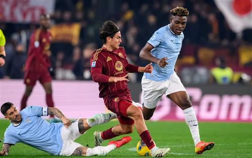 Roma đấu với Lazio