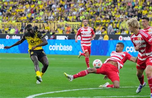 Dortmund đấu với Union Berlin