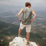 6686体育初级作者Hannah