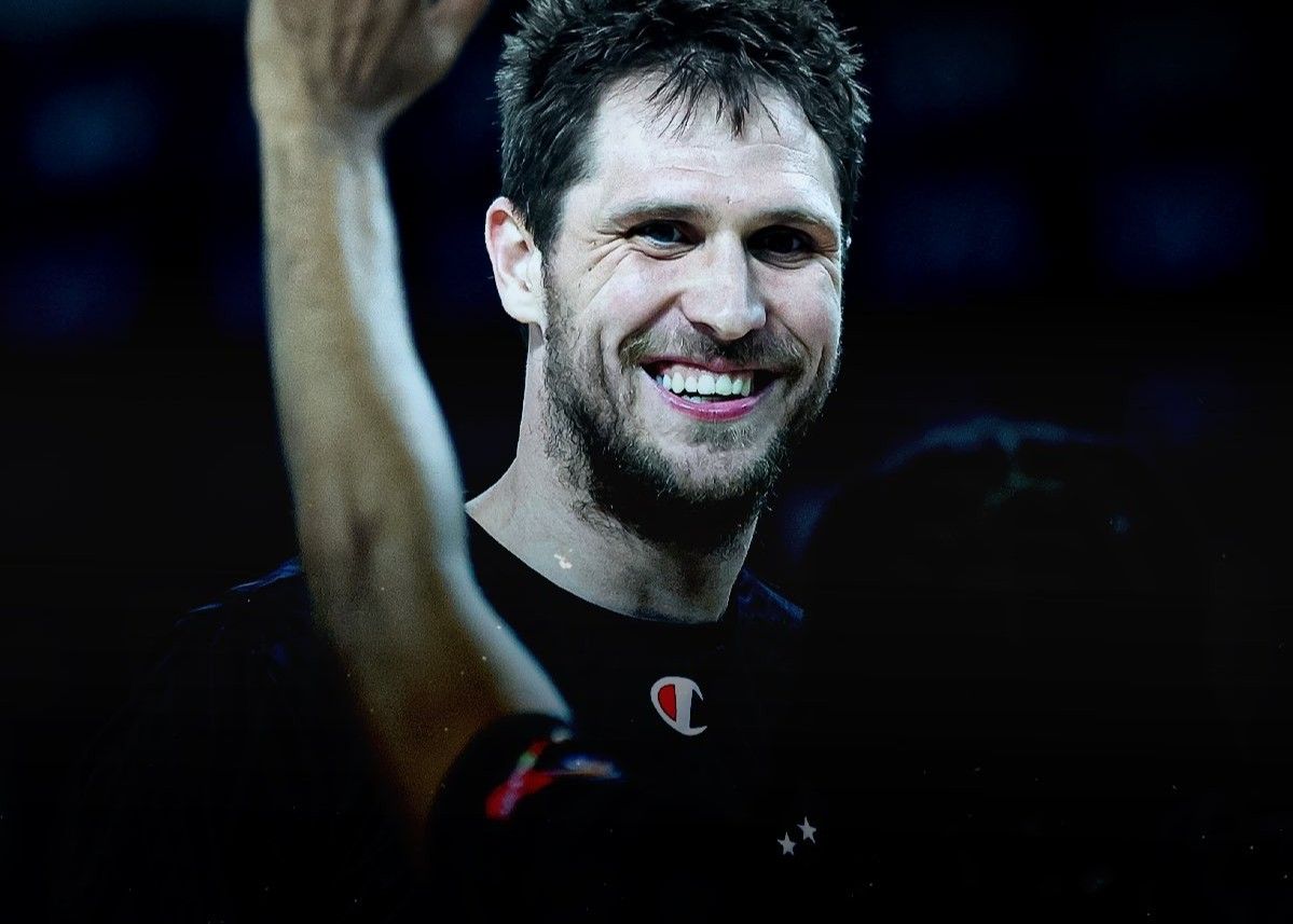 Quan chức Kẻ hủy diệt: Robert Lowe trở lại đội hình và sẽ đối đầu với Perth Wildcats